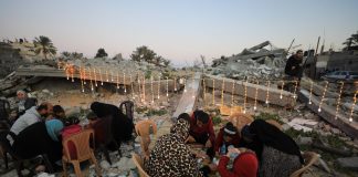 Gazze: Saldırı altında bile Ramazan çoşkusunu çaldırmayan yaşam