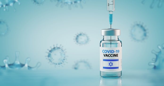 Covid-19,Coronavirus,Vaccine,And,Syringe,With,Flag,Of,Israel,Concept