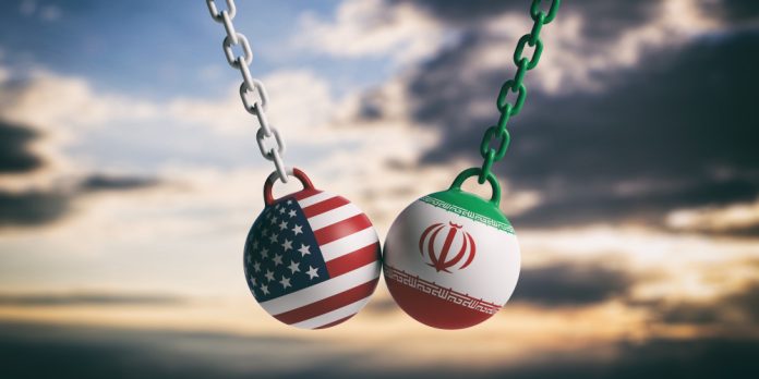 Us,Of,America,And,Iran,Relations.,Usa,And,Iranian,Flags ABD İran'a nasıl karşılık verebilir?