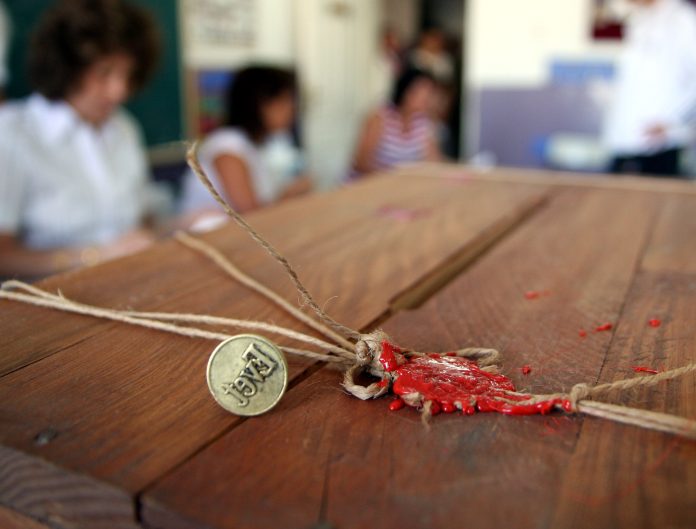 TURKIYE SANDIK BASINDA Türkiye siyasetinin yerel seçim hafızası - 1