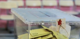 Seçmen nasıl karar veriyor?