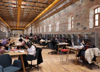 Kütüphane için on pâre