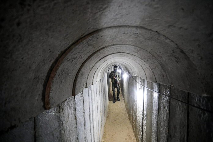 51220231-scaled ‘Tüneller’ ve ‘rehineler’ Gazze’deki insanlar için ne anlama geliyor?