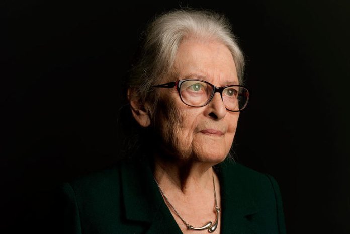 Ionna-Kucuradi-ana-sayfa-fotografi