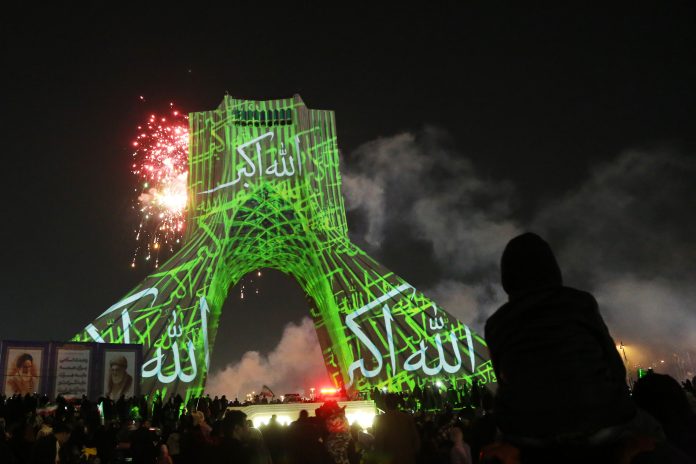 Dinî mühendislikler neden başarısız oldu? İran örneği