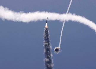 İran-İsrail çekişmesi: Vaatler savaşı ne söylüyor?