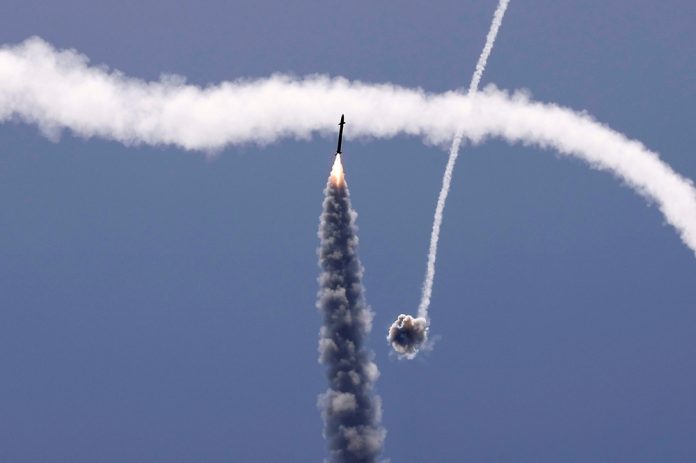 Iran,Israel,War.,Iran,Missile,Air,Strike. İran-İsrail çekişmesi: Vaatler savaşı ne söylüyor?