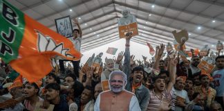 Modi’nin zaferi kimlerin kabusu?