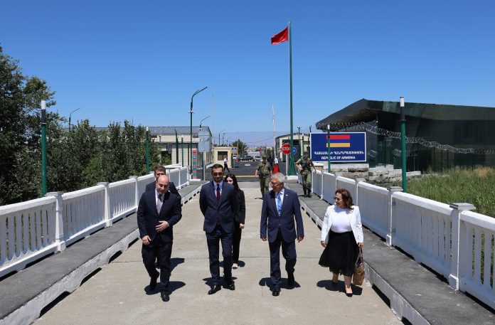 IMG_9140 Ermenistan’la normalleşme süreci: Sınırda buluşma ne anlama geliyor?