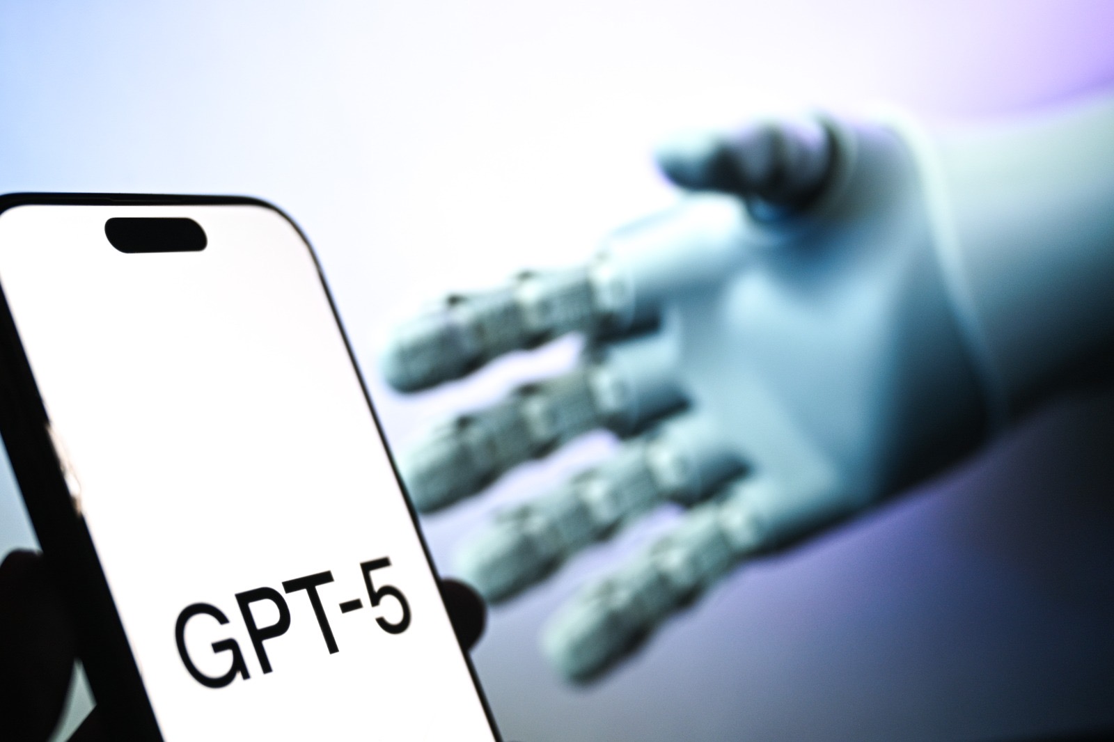 Chat GPT-5: Yapay zekâ hayatımızı nasıl usulca değiştiriyor?