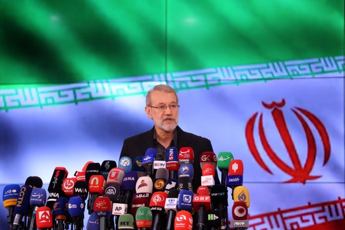 40320261 Ali Laricani