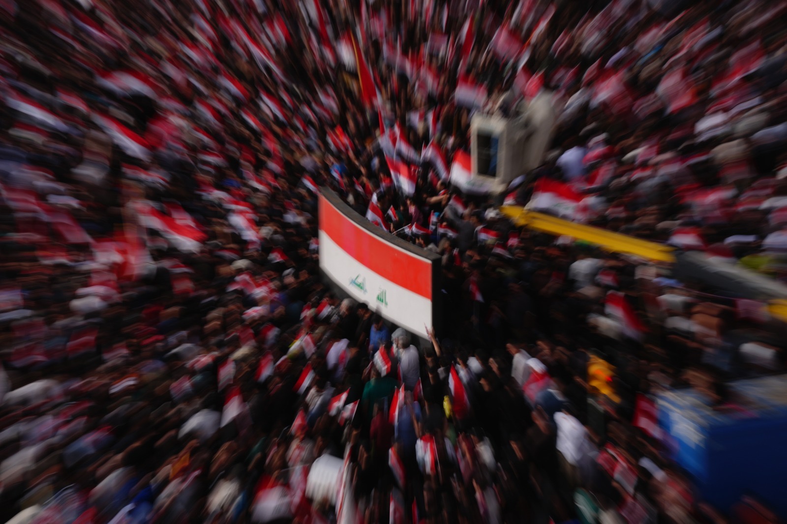 Irak, 22 yıl sonra tek bir güvenlik otoritesi etrafında yeniden şekillenebilecek mi?