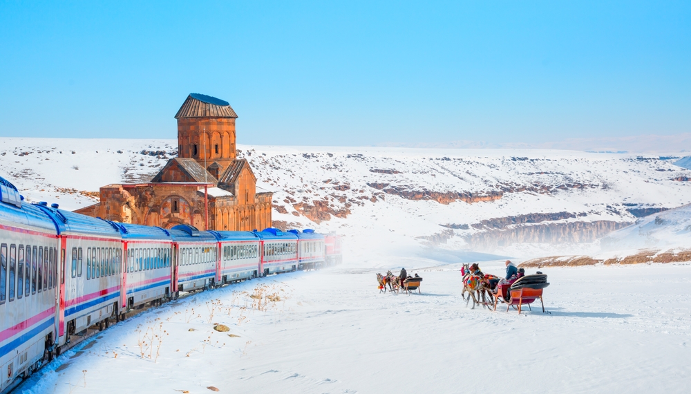 Kars – Karlar kalesi bir güzel yüksek memleket