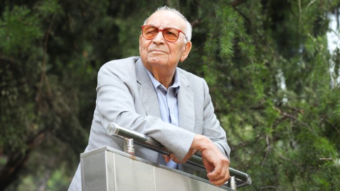 Bir dilde, bir bakışta, bir sözde Yaşar Kemal
