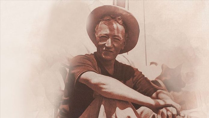 100520241 Sait Faik - Bir martıyla konuşur gibi…