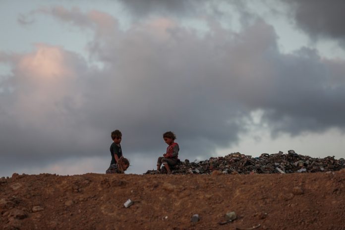 8f86deca-1c35-44c9-bd6a-24082a38bacf